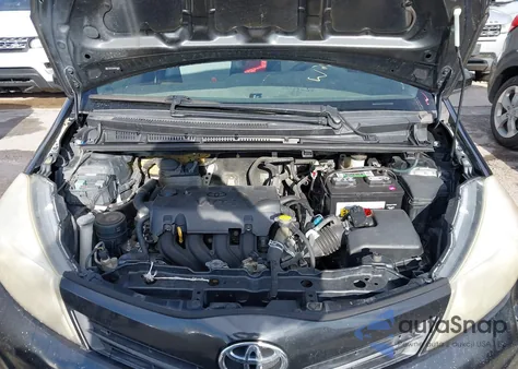 2013 Toyota Yaris L z USA, uszkodzony, nr VIN JTDKTUD36DD568618